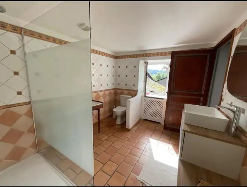 Maison Pleine De Charme Situee Sur Une Zone Touristique Saint-Christophe-Vallon Frankrike